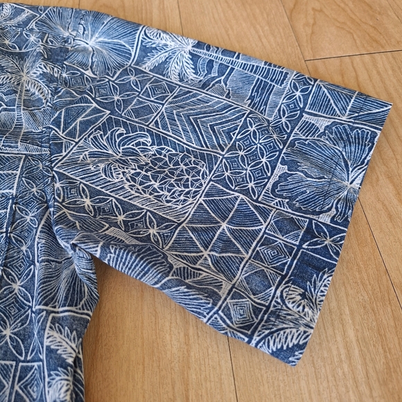 Cooke Street Honolulu Hawaiian Reverse Shirt Mens SIZE M Tropical Fruits/Flowers - Picture 10 of 10